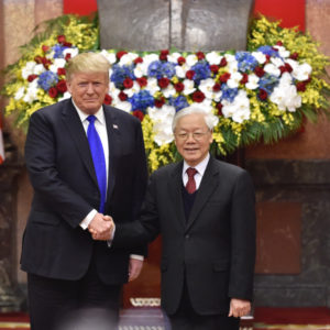 Chúc mừng Biden: Tại sao có nước nhanh chóng, nơi lại chần chừ?